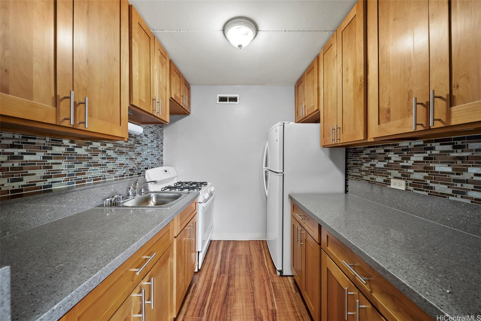 Sandalwood condo # 1001, Honolulu, Hawaii - photo 5 of 18