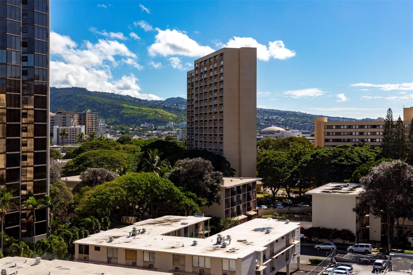 Sandalwood condo # 1002, Honolulu, Hawaii - photo 10 of 15