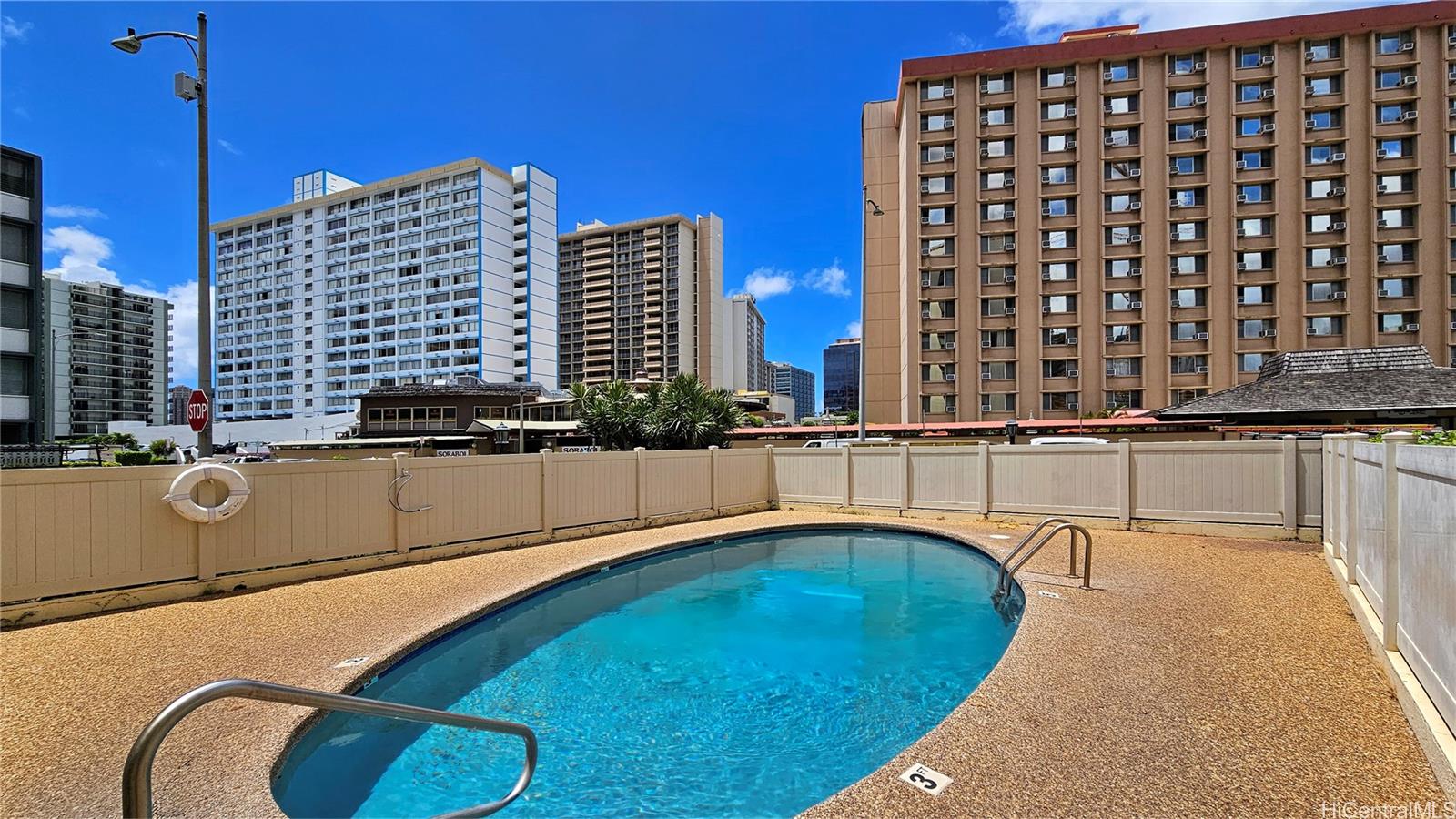 Sandalwood condo # 1006, Honolulu, Hawaii - photo 17 of 25