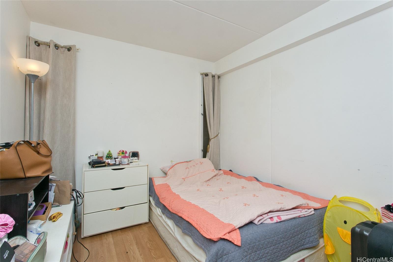 Sandalwood condo # 1008, Honolulu, Hawaii - photo 8 of 12