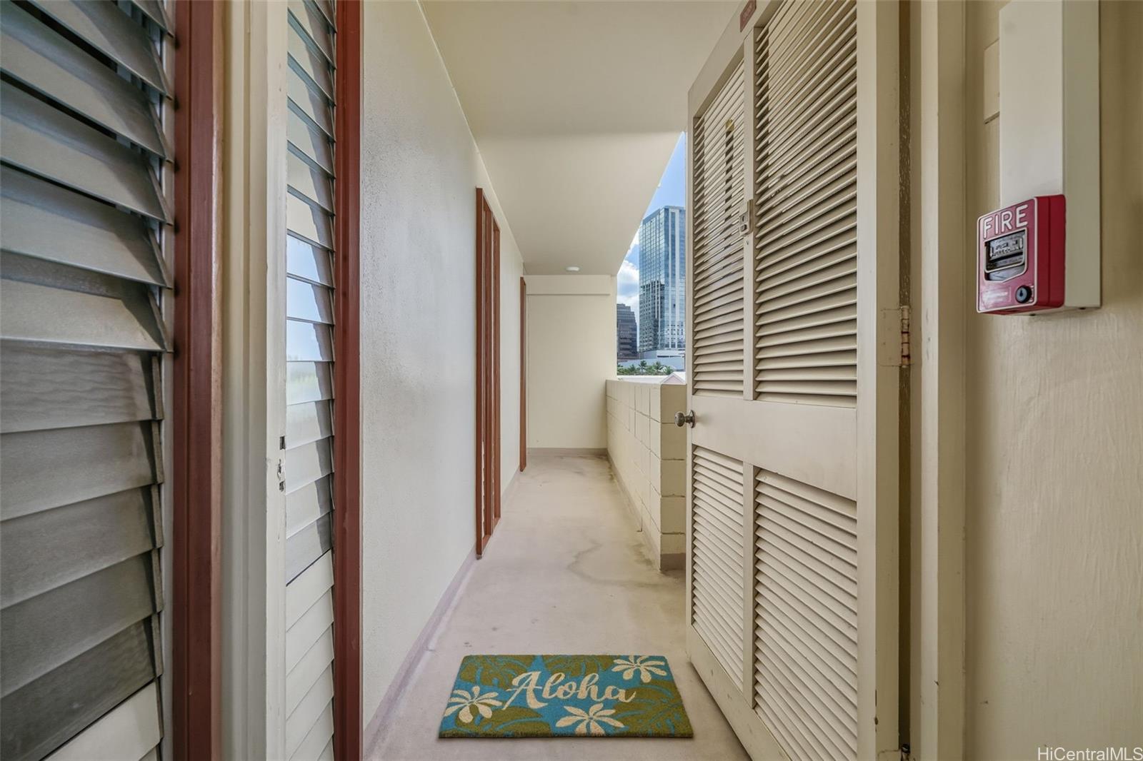 Sandalwood condo # 308, Honolulu, Hawaii - photo 2 of 20