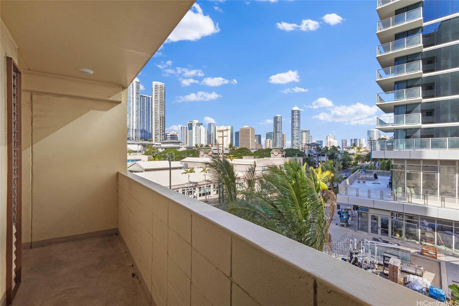 Sandalwood condo # 408, Honolulu, Hawaii - photo 12 of 16