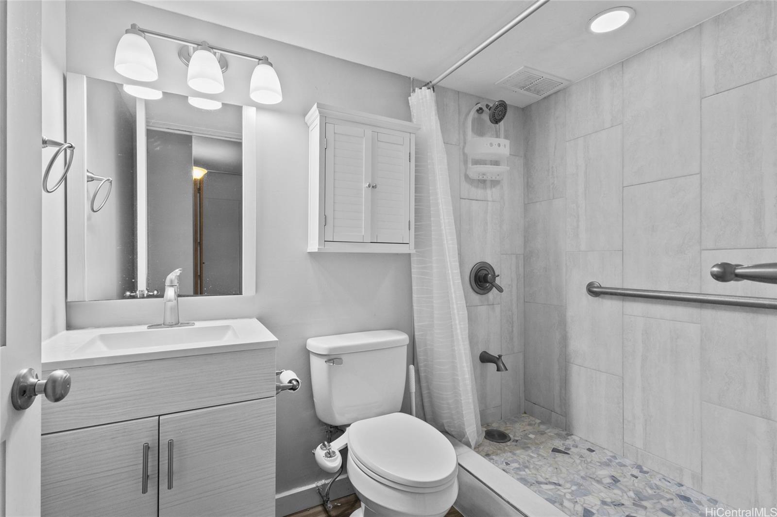 Sandalwood condo # 408, Honolulu, Hawaii - photo 10 of 16