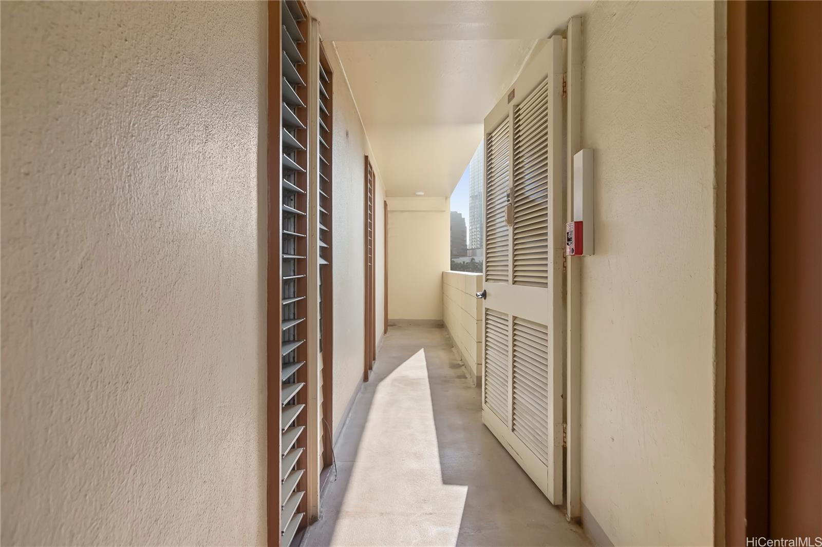 Sandalwood condo # 408, Honolulu, Hawaii - photo 11 of 17