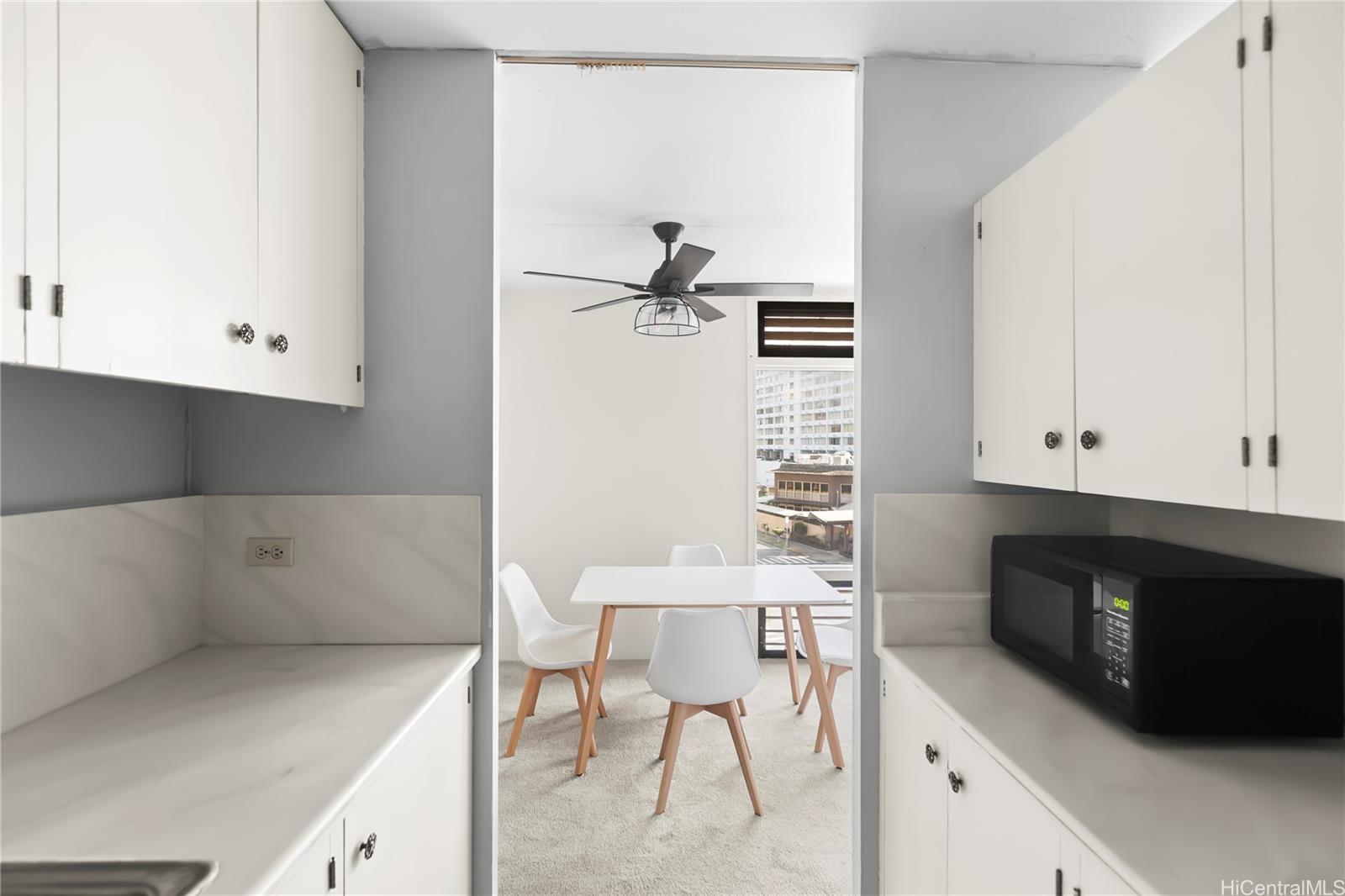 Sandalwood condo # 408, Honolulu, Hawaii - photo 6 of 17