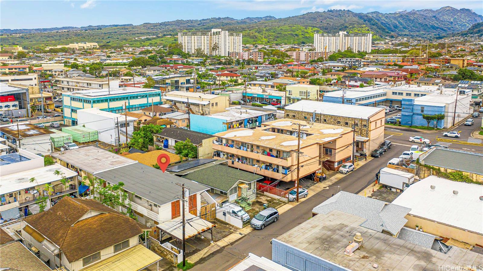910 Factory Street Honolulu - Multi-family - photo 4 of 19