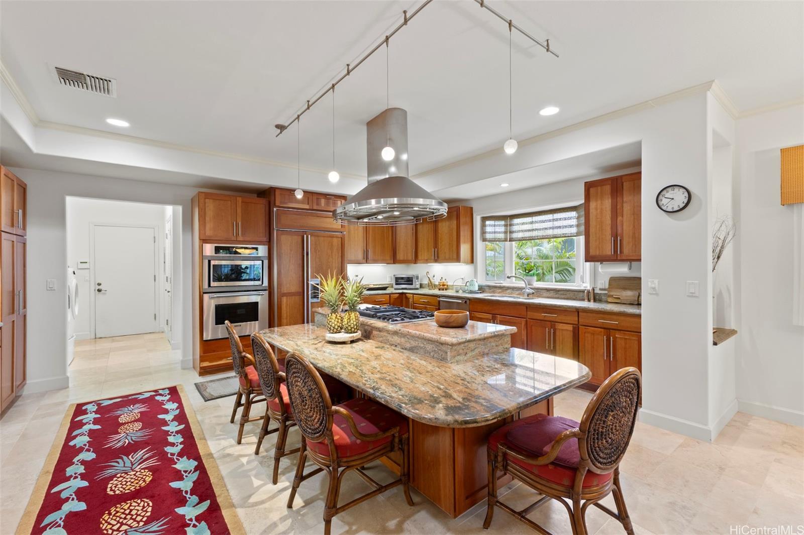 910  Hunakai Street Kahala Area, Diamond Head home - photo 7 of 25