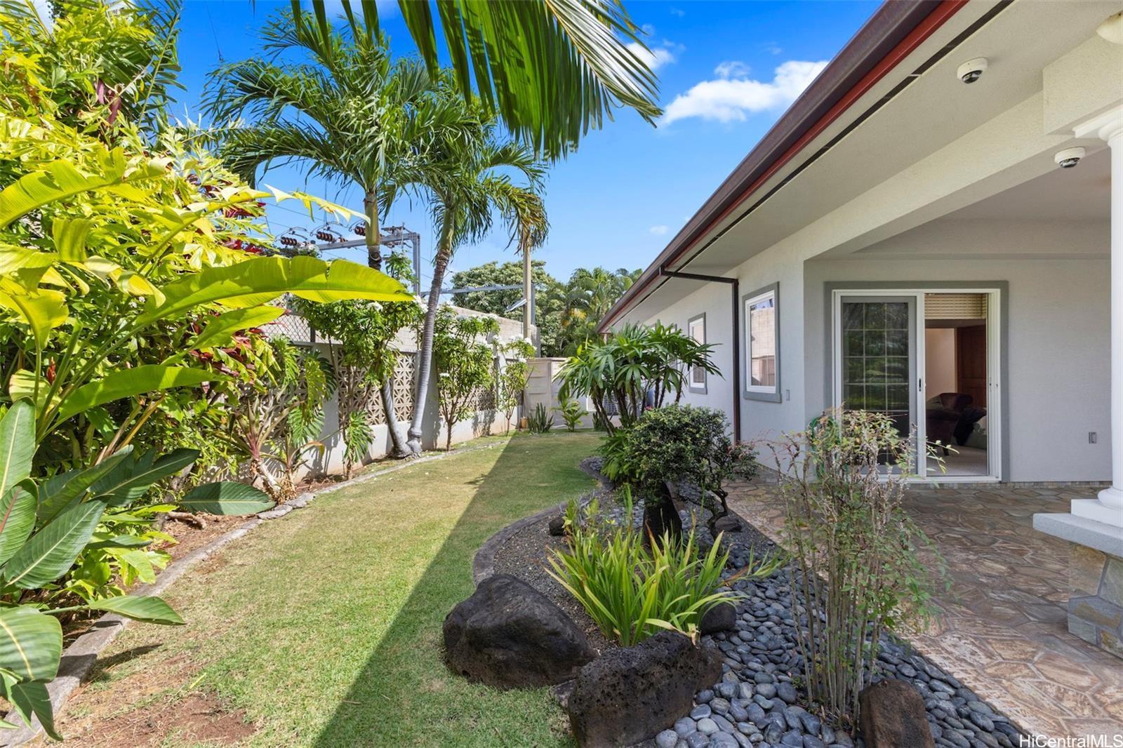910  Hunakai Street Kahala Area, Diamond Head home - photo 12 of 25