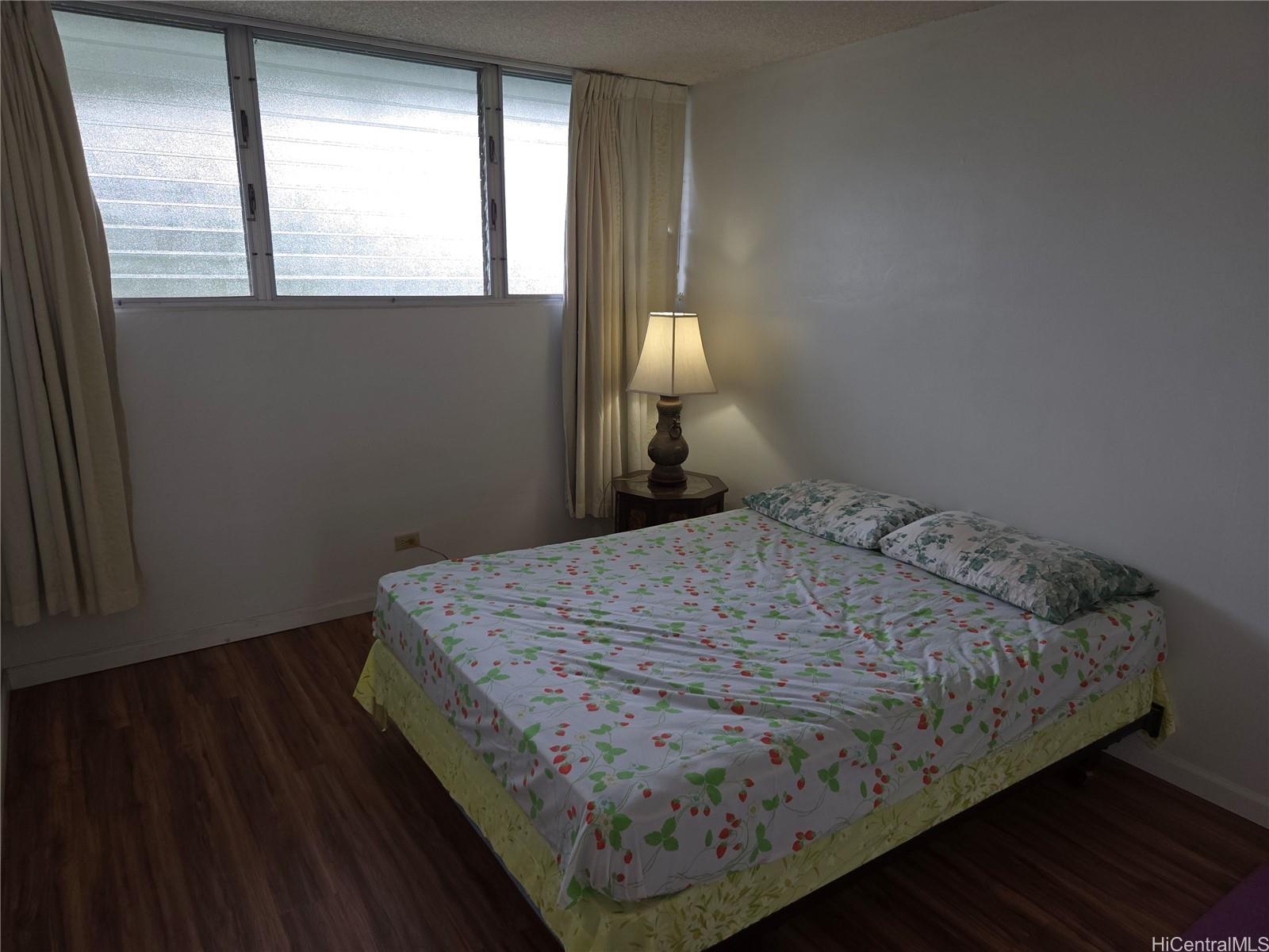 Holiday Parkway condo # 303, Honolulu, Hawaii - photo 8 of 15