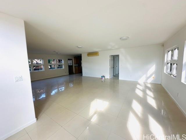 911  6th Ave Kaimuki, Diamond Head home - photo 2 of 14
