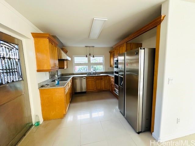 911  6th Ave Kaimuki, Diamond Head home - photo 3 of 14
