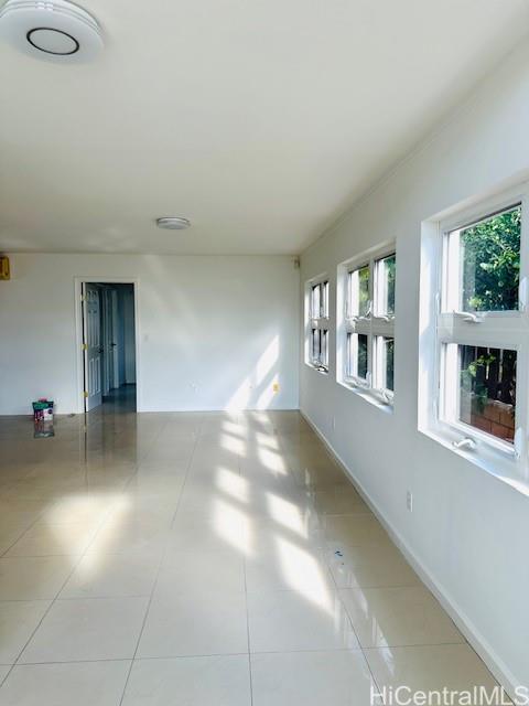 911  6th Ave Kaimuki, Diamond Head home - photo 4 of 14