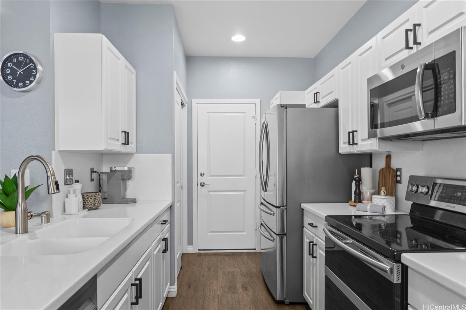 91-1001  Keaunui Drive Ewa Gen Laulani-tides, Ewaplain home - photo 4 of 21