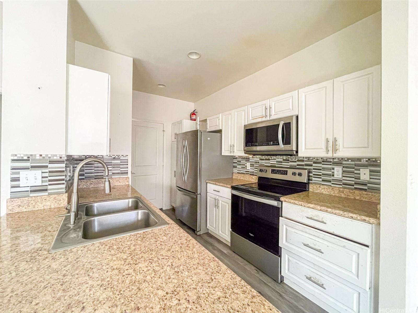 91-1001  Keaunui Dr Ewa Gen Laulani-tides, Ewaplain home - photo 4 of 25