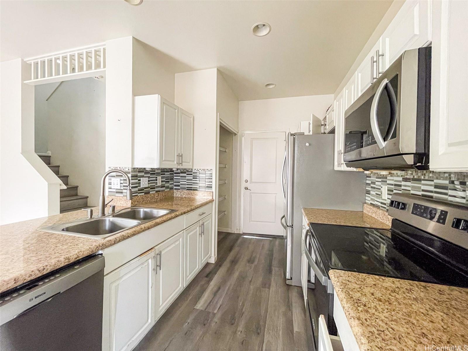 91-1001  Keaunui Dr Ewa Gen Laulani-tides, Ewaplain home - photo 5 of 25