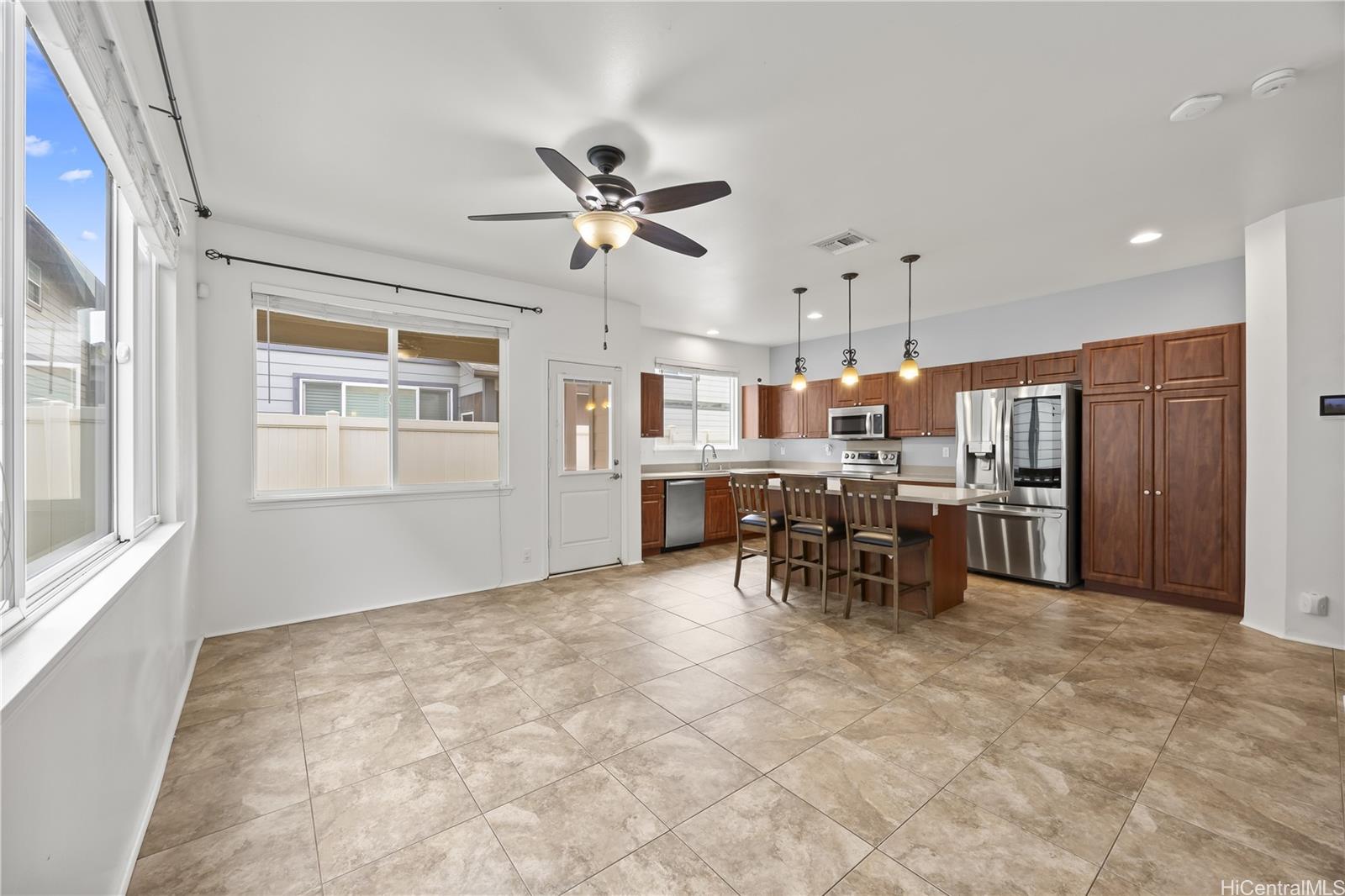 91-1001  Keaunui Drive Ewa Gen Laulani-trades, Ewaplain home - photo 3 of 19