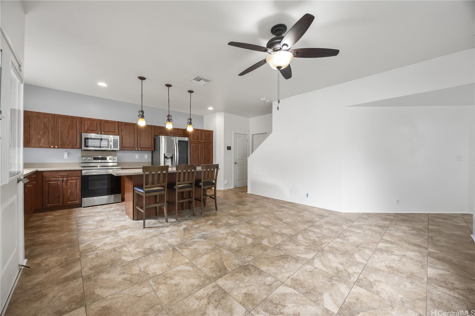 91-1001  Keaunui Drive Ewa Gen Laulani-trades, Ewaplain home - photo 4 of 19