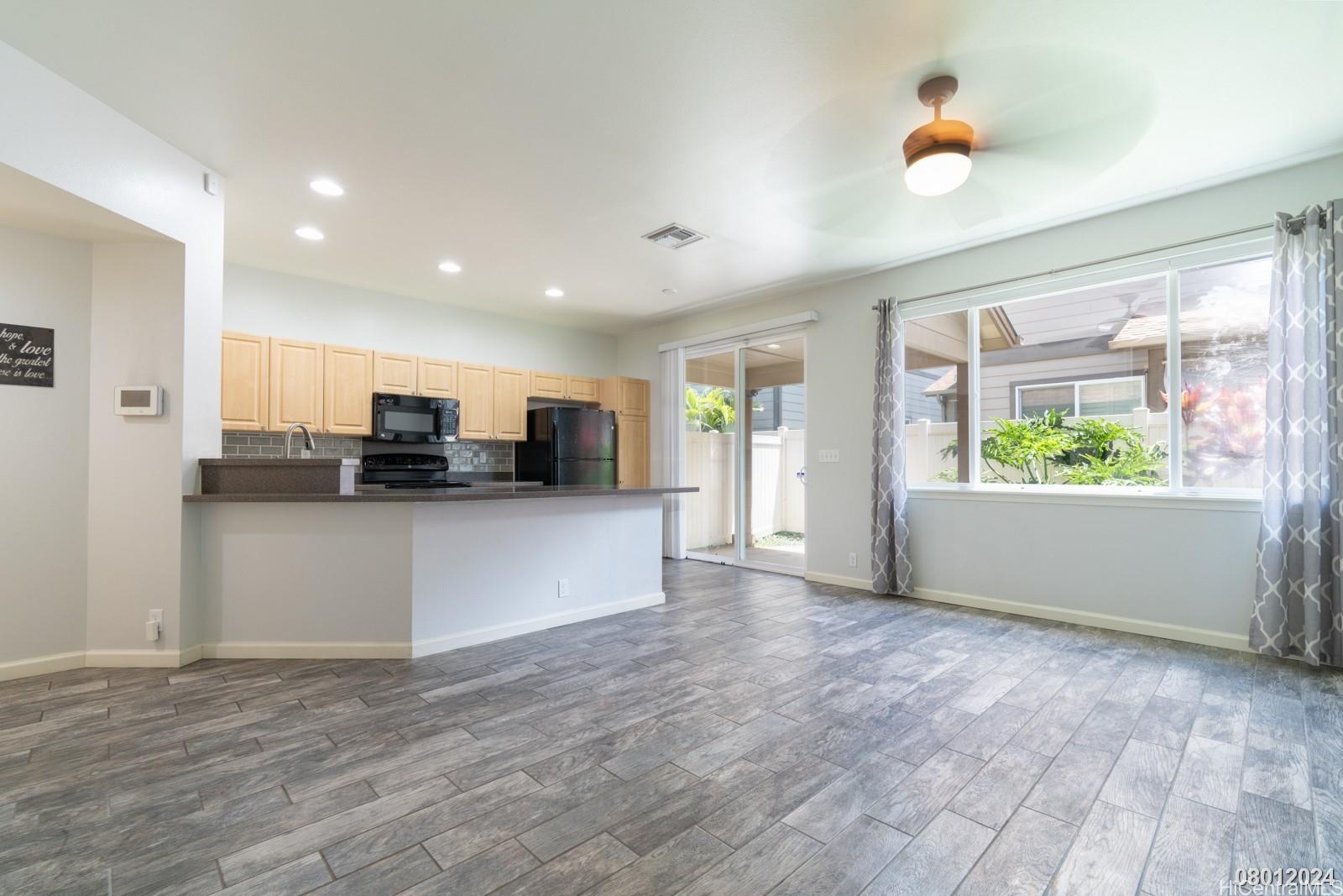 91-1001 Keaunui Drive Ewa Beach - Rental - photo 2 of 25