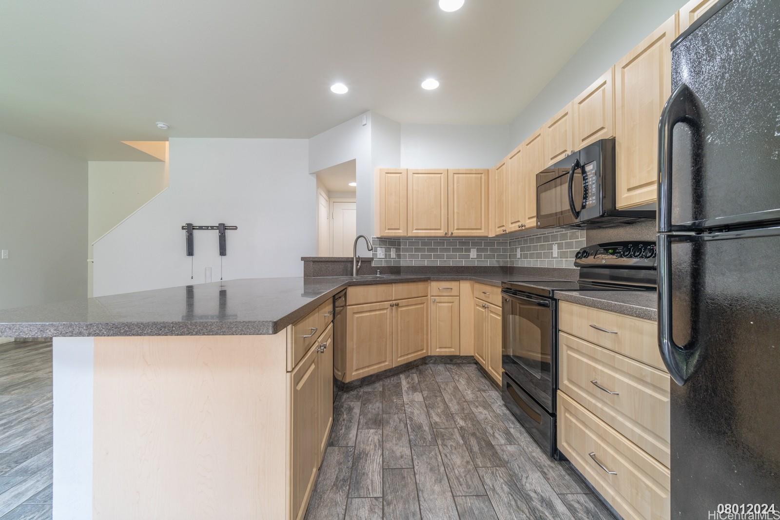 91-1001 Keaunui Drive Ewa Beach - Rental - photo 10 of 25