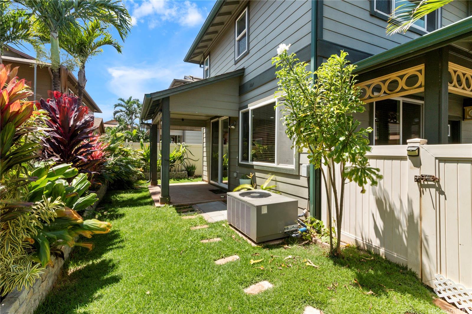 91-1001  Keaunui Drive Ewa Gen Laulani, Ewaplain home - photo 4 of 19