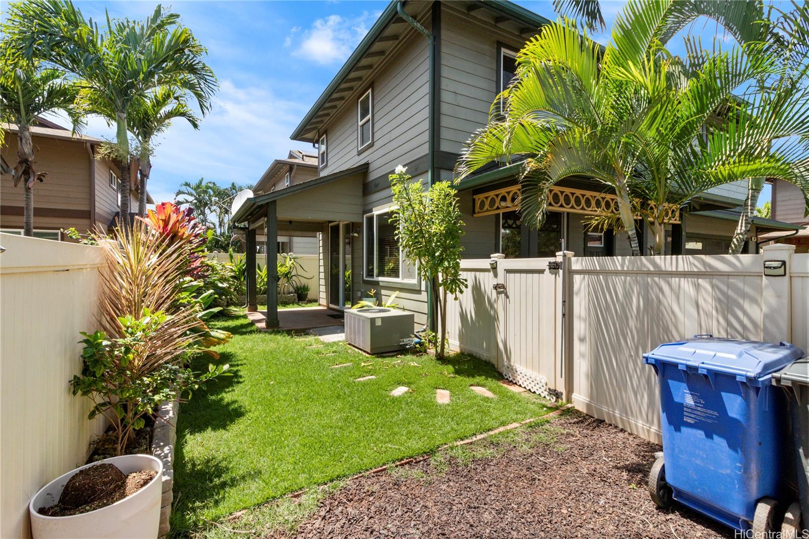 91-1001  Keaunui Drive Ewa Gen Laulani, Ewaplain home - photo 5 of 20