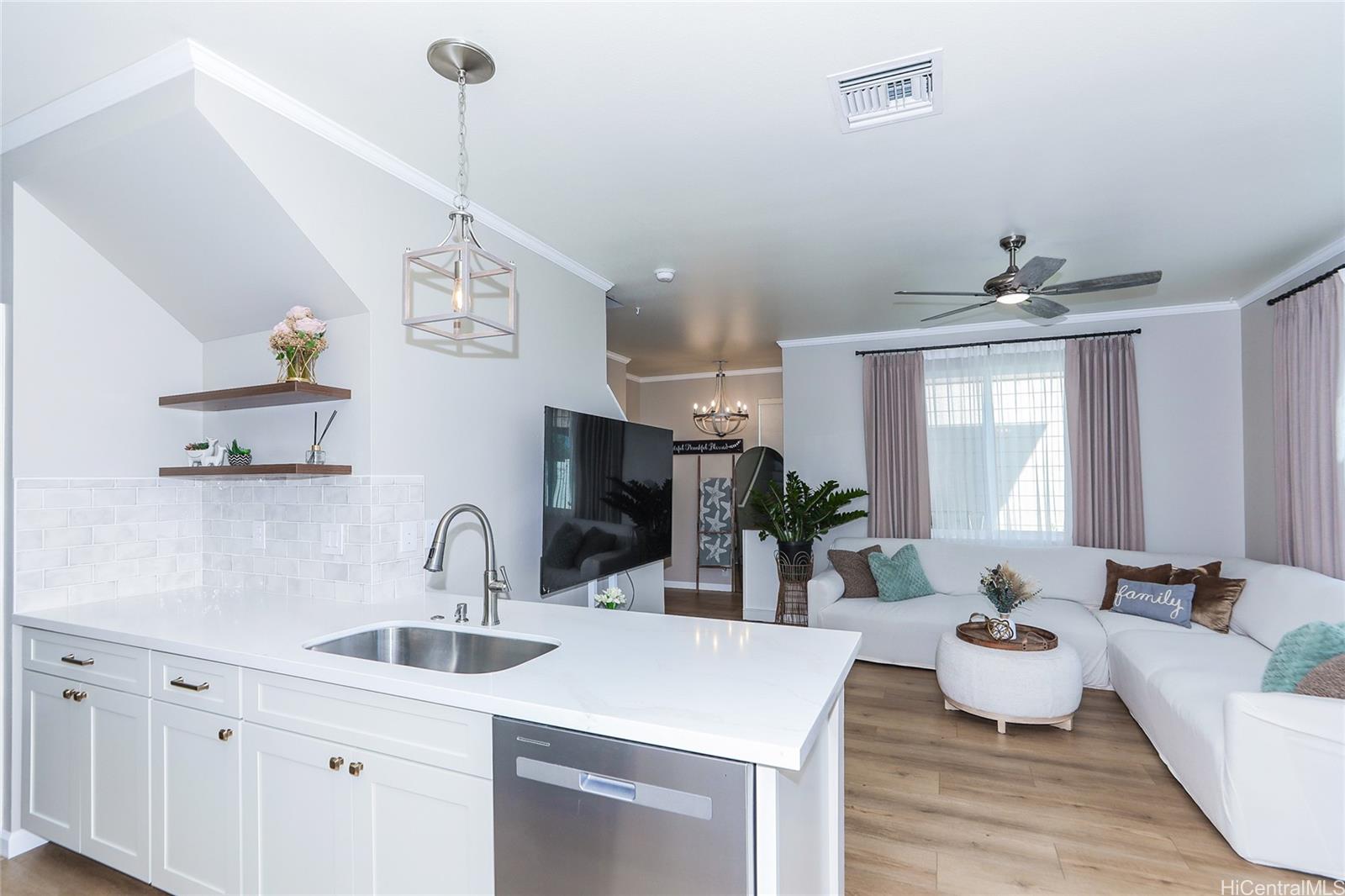 91-1001  Keaunui Drive Ewa Gen Laulani, Ewaplain home - photo 12 of 25