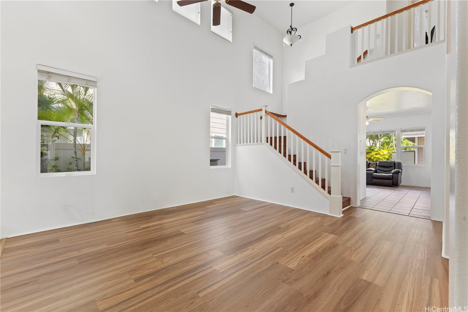 91-1004  Kaiapo Street Ocean Pointe, Ewaplain home - photo 3 of 25