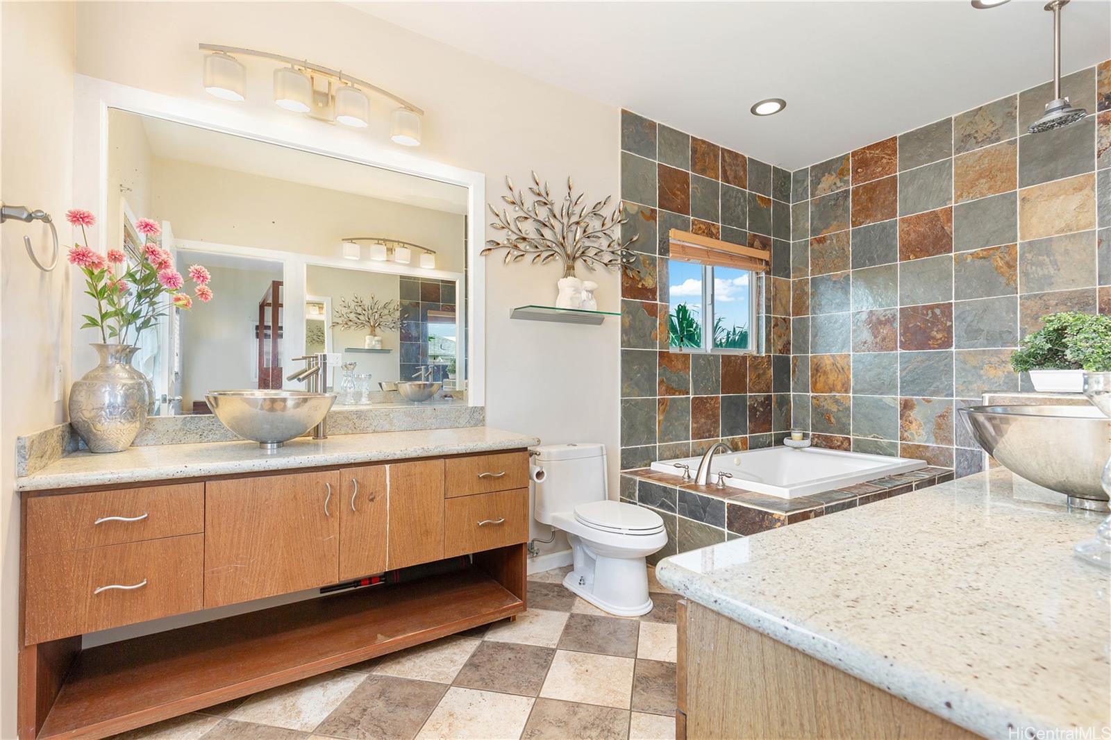 91-1011  Hiluhilu Street Kapolei, Ewaplain home - photo 14 of 23