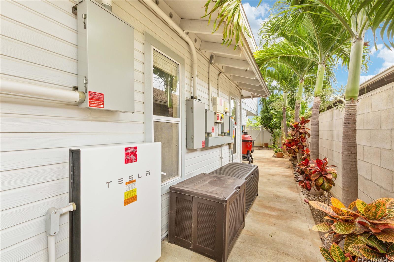 91-1011  Hiluhilu Street Kapolei, Ewaplain home - photo 19 of 23