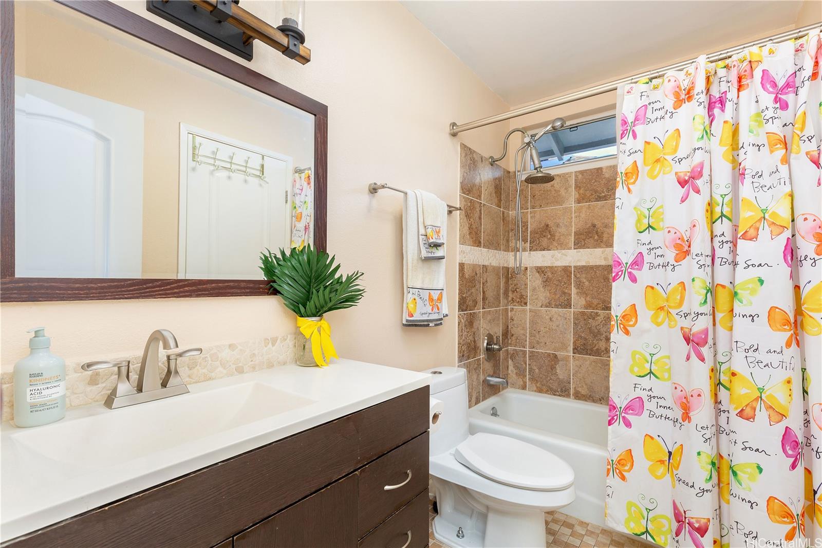 91-1011  Hiluhilu Street Kapolei, Ewaplain home - photo 9 of 23