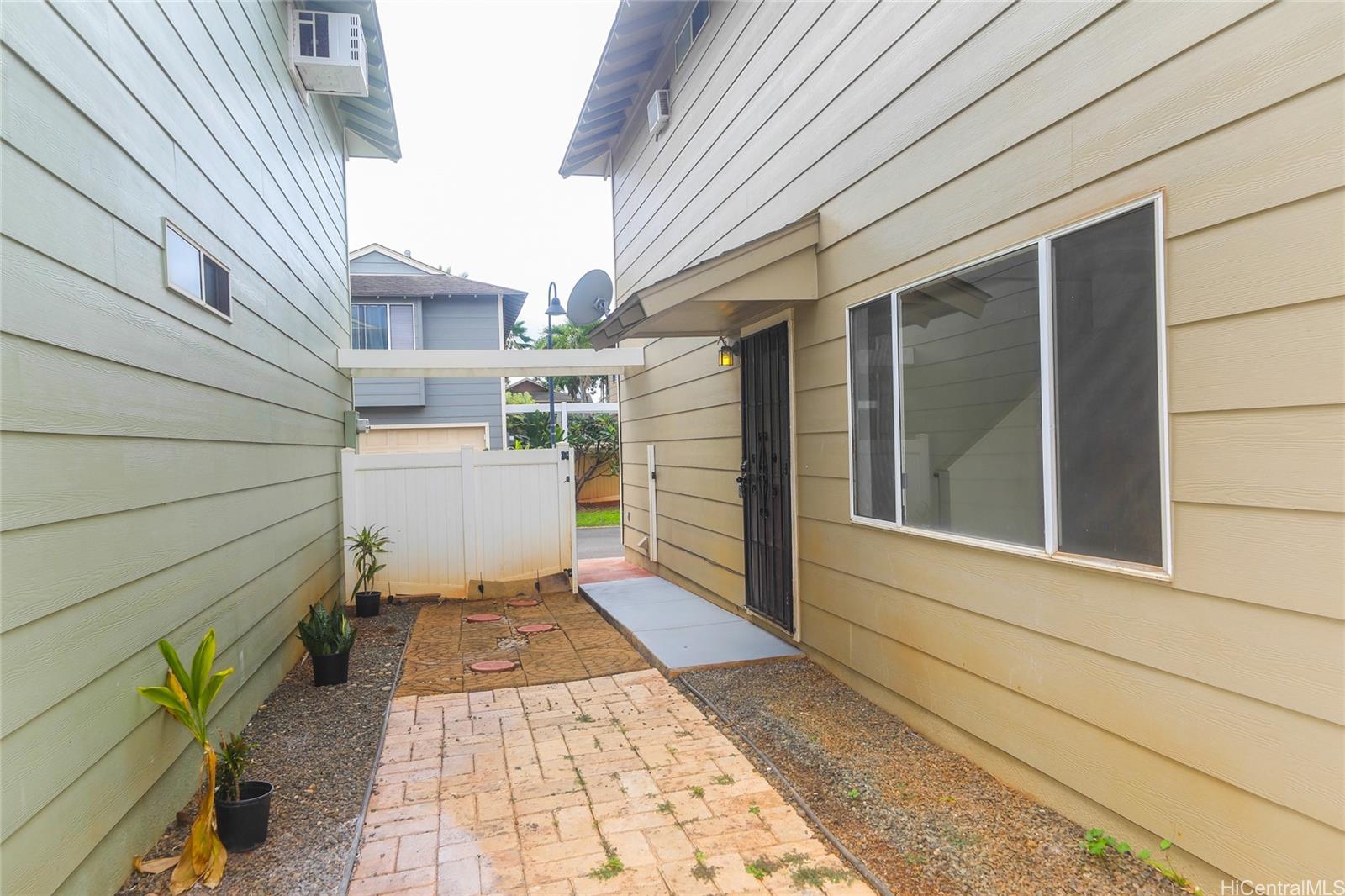 91-1011  Laulauna Street Ewa Gen Lombard Way, Ewaplain home - photo 22 of 25