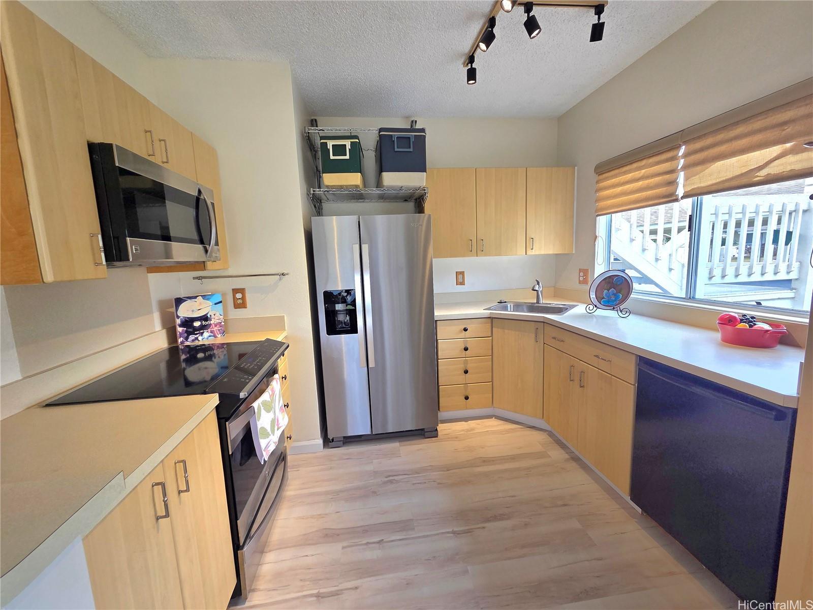 Ewa by Gentry townhouse # 28A, Ewa Beach, Hawaii - photo 4 of 25