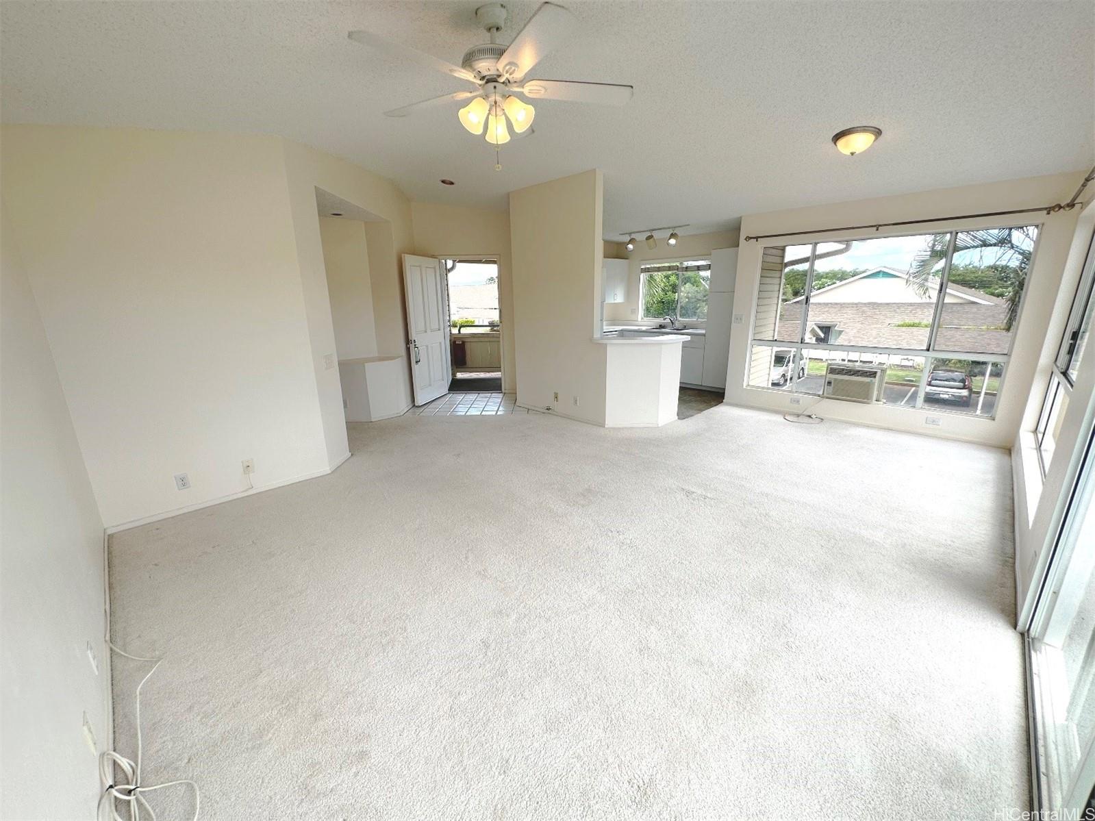 91-1012 Laaulu St Ewa Beach - Rental - photo 5 of 25