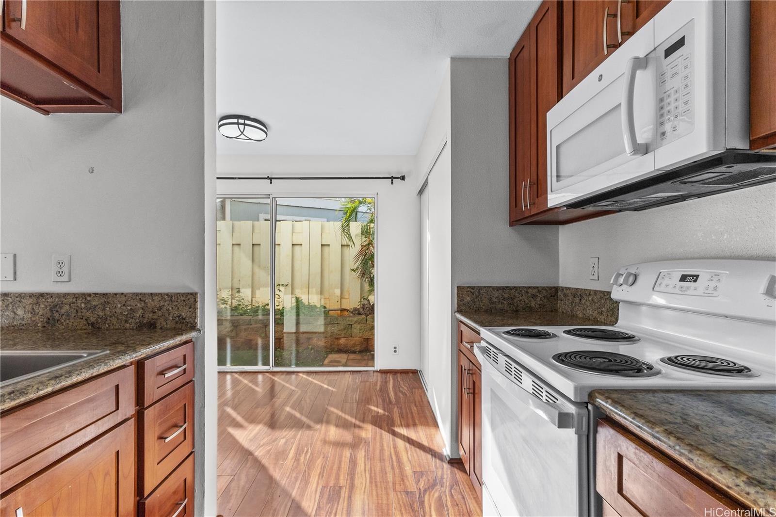 91-1013  Leleoi Street Ewa Gen Alii Cove, Ewaplain home - photo 5 of 25