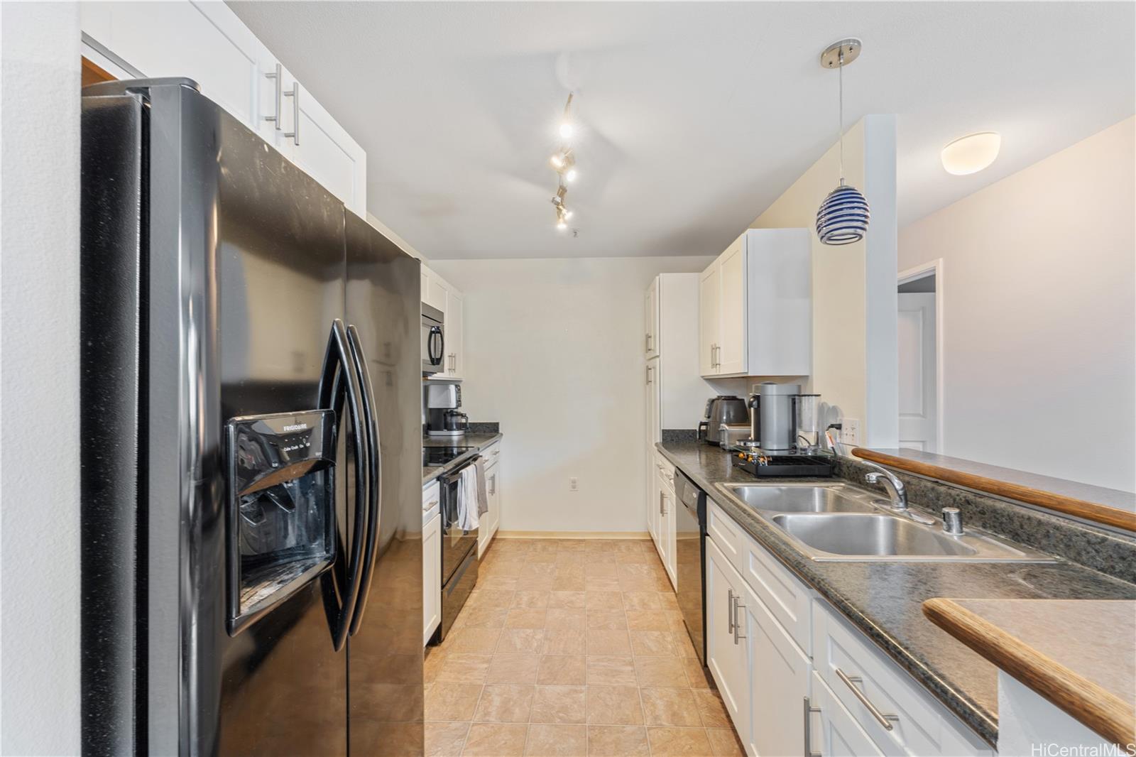 91-1015 Kamaaha Ave Kapolei - Rental - photo 5 of 25