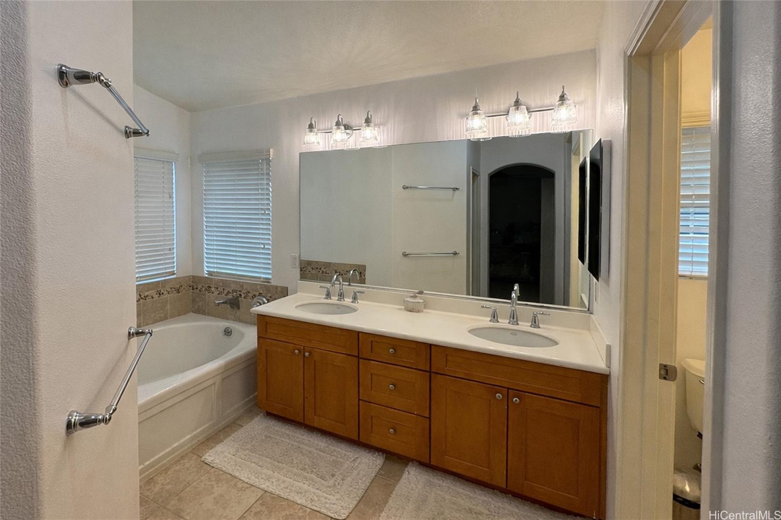 91-1016  Kai Uhu Street Ocean Pointe, Ewaplain home - photo 10 of 20