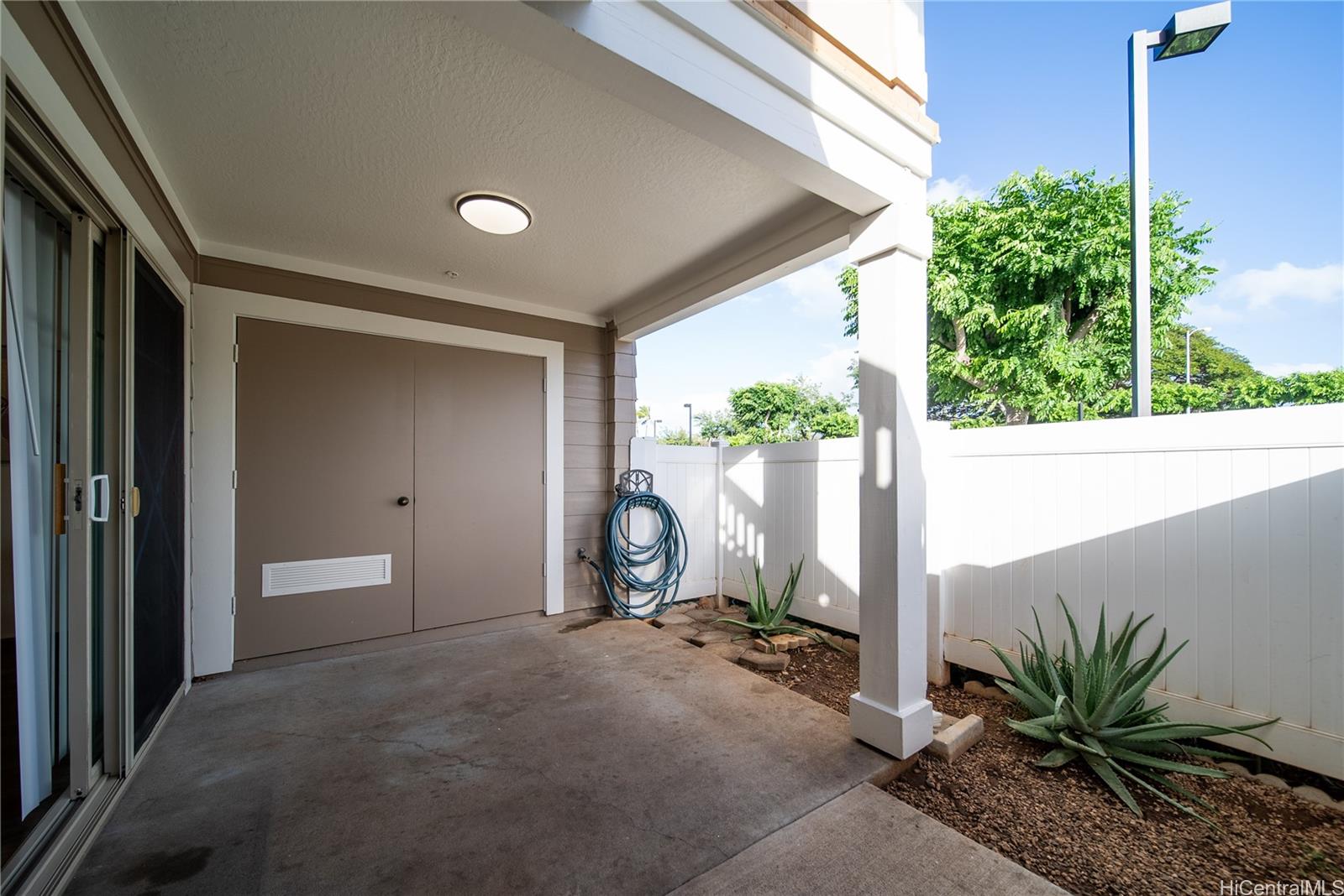 Villages at Kapolei townhouse # 103, Kapolei, Hawaii - photo 19 of 24