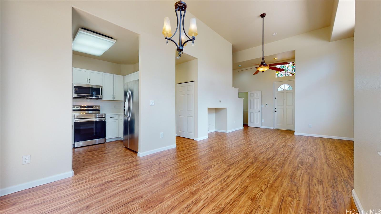 91-1017 Wahinoho Street Kapolei - Rental - photo 8 of 25