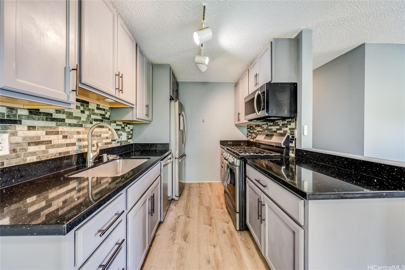 Ewa by Gentry townhouse # 20R, Ewa Beach, Hawaii - photo 9 of 24