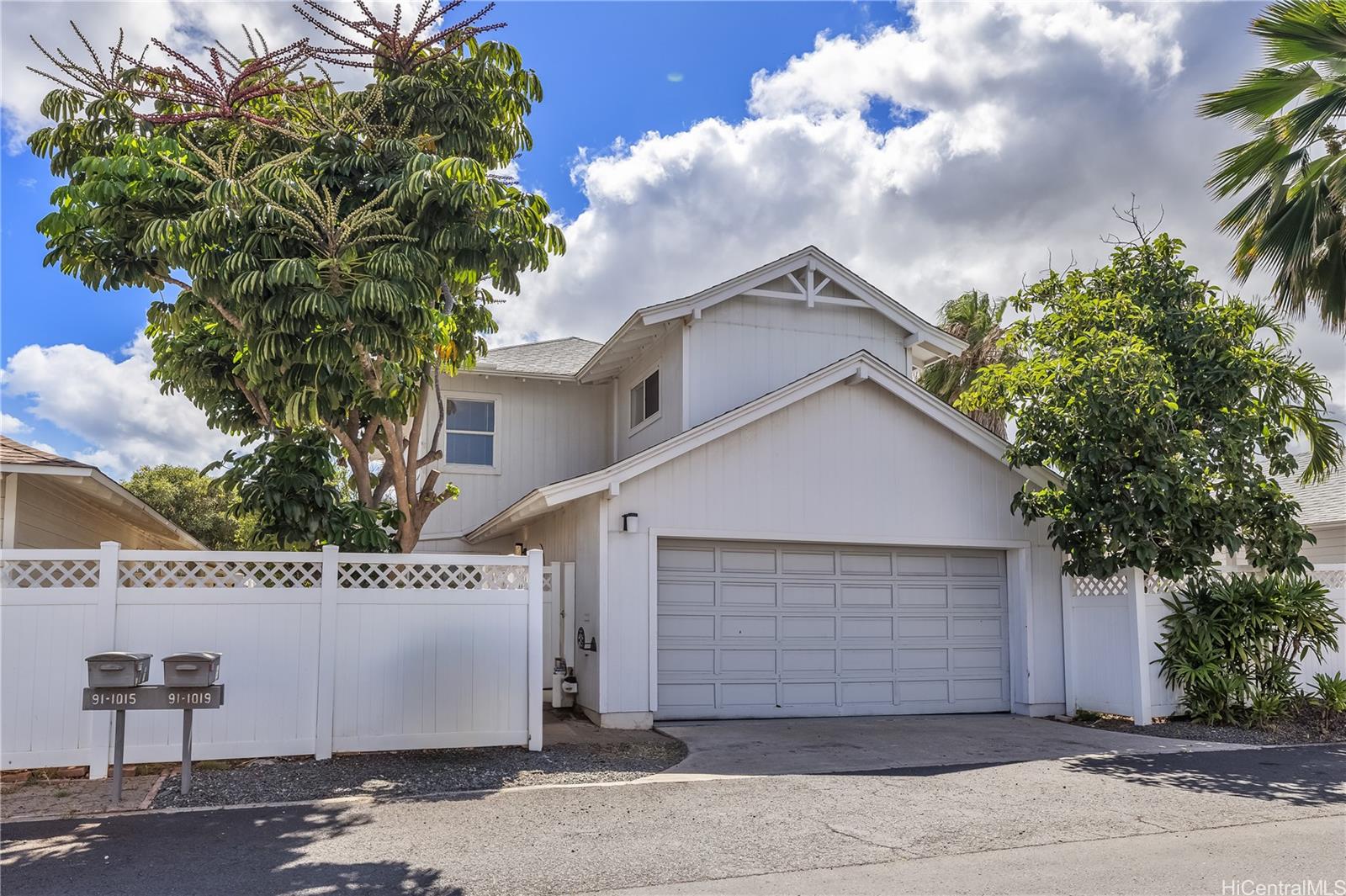 91-1019  Hiluhilu Street Kapolei, Ewaplain home - photo 2 of 23