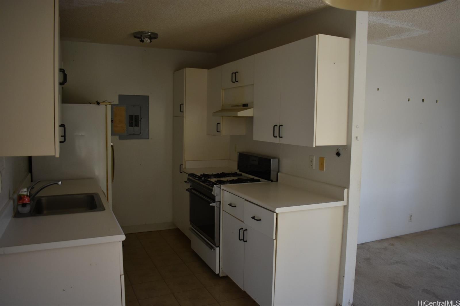 Ewa by Gentry townhouse # 1C, Ewa Beach, Hawaii - photo 4 of 10