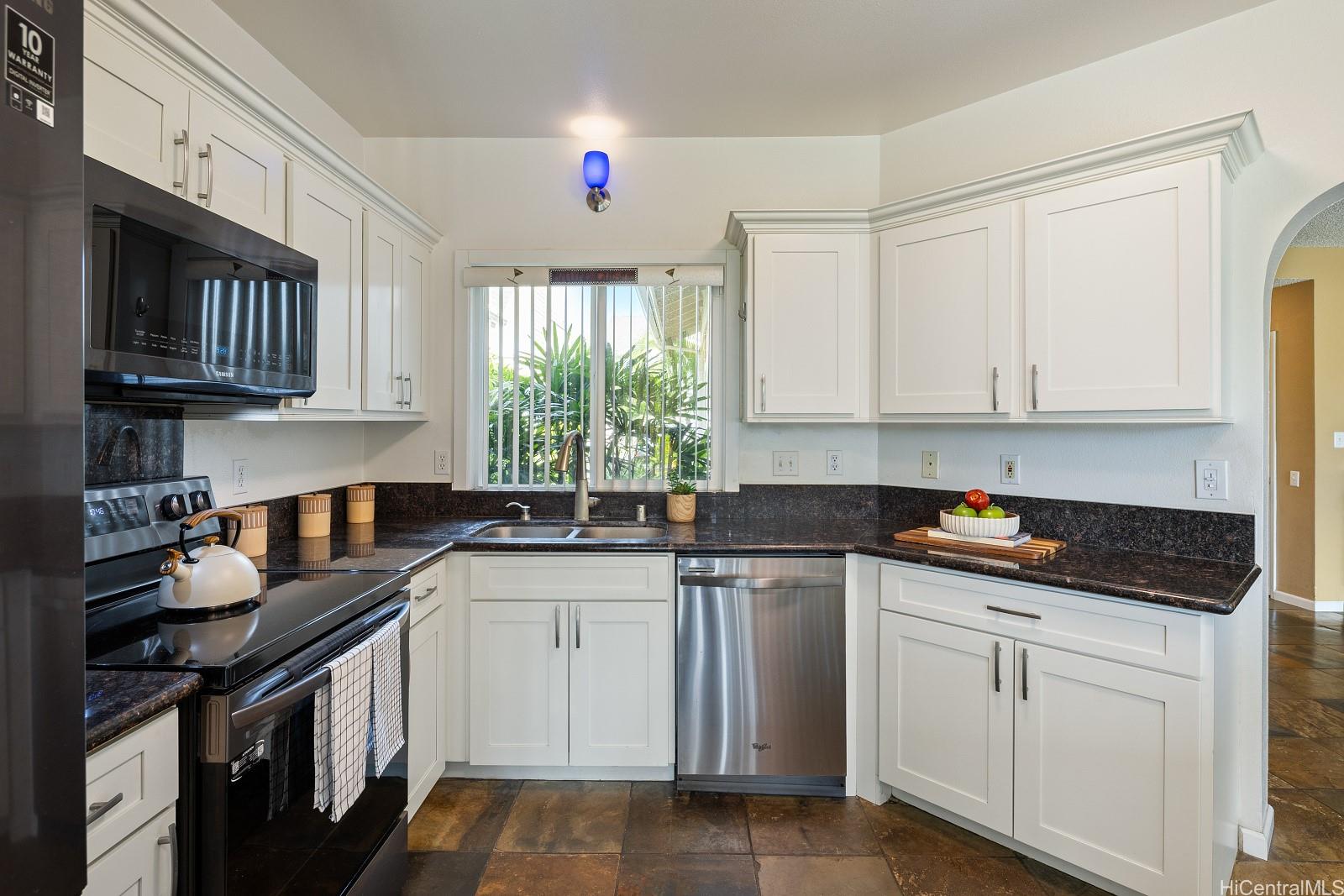 Ewa by Gentry townhouse # 27E, Ewa Beach, Hawaii - photo 8 of 25