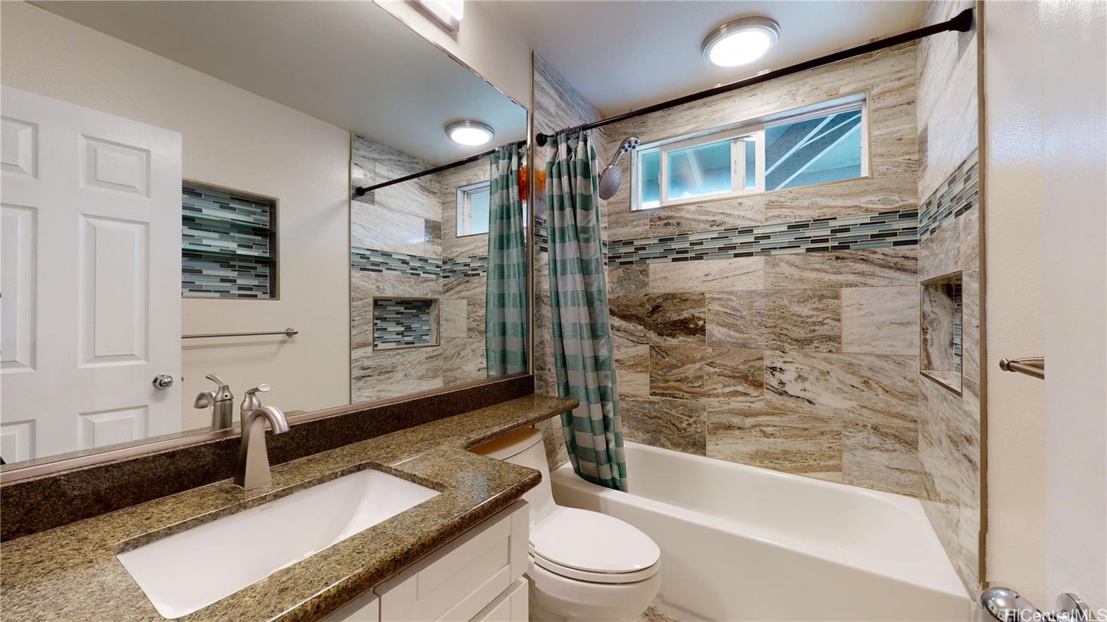 91-1021 Wahinoho St Kapolei - Rental - photo 21 of 25