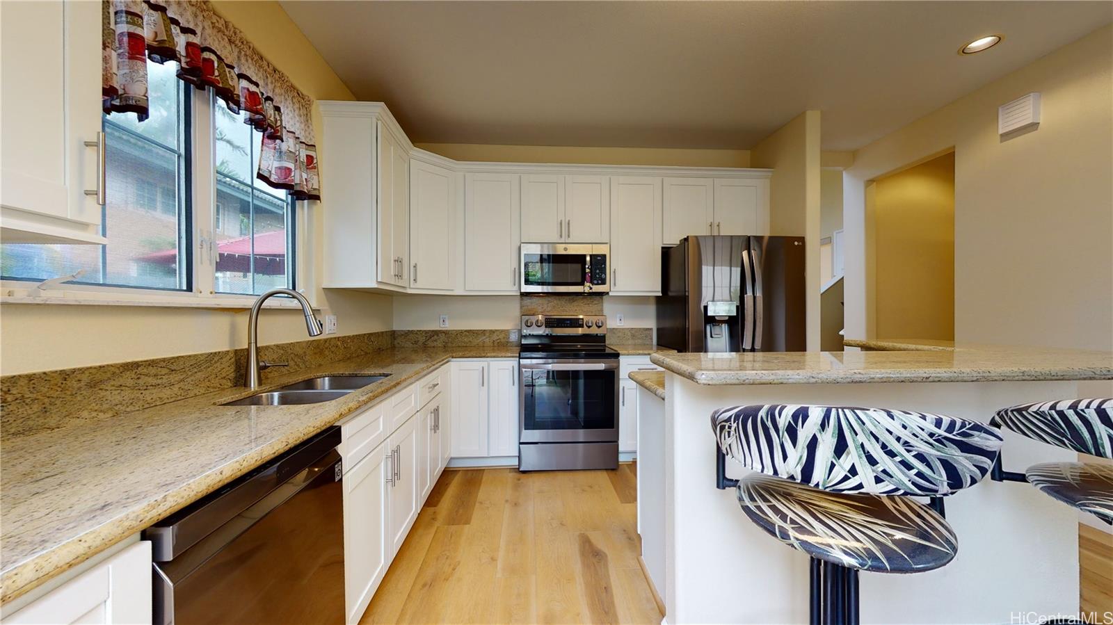 91-1021 Wahinoho St Kapolei - Rental - photo 8 of 25