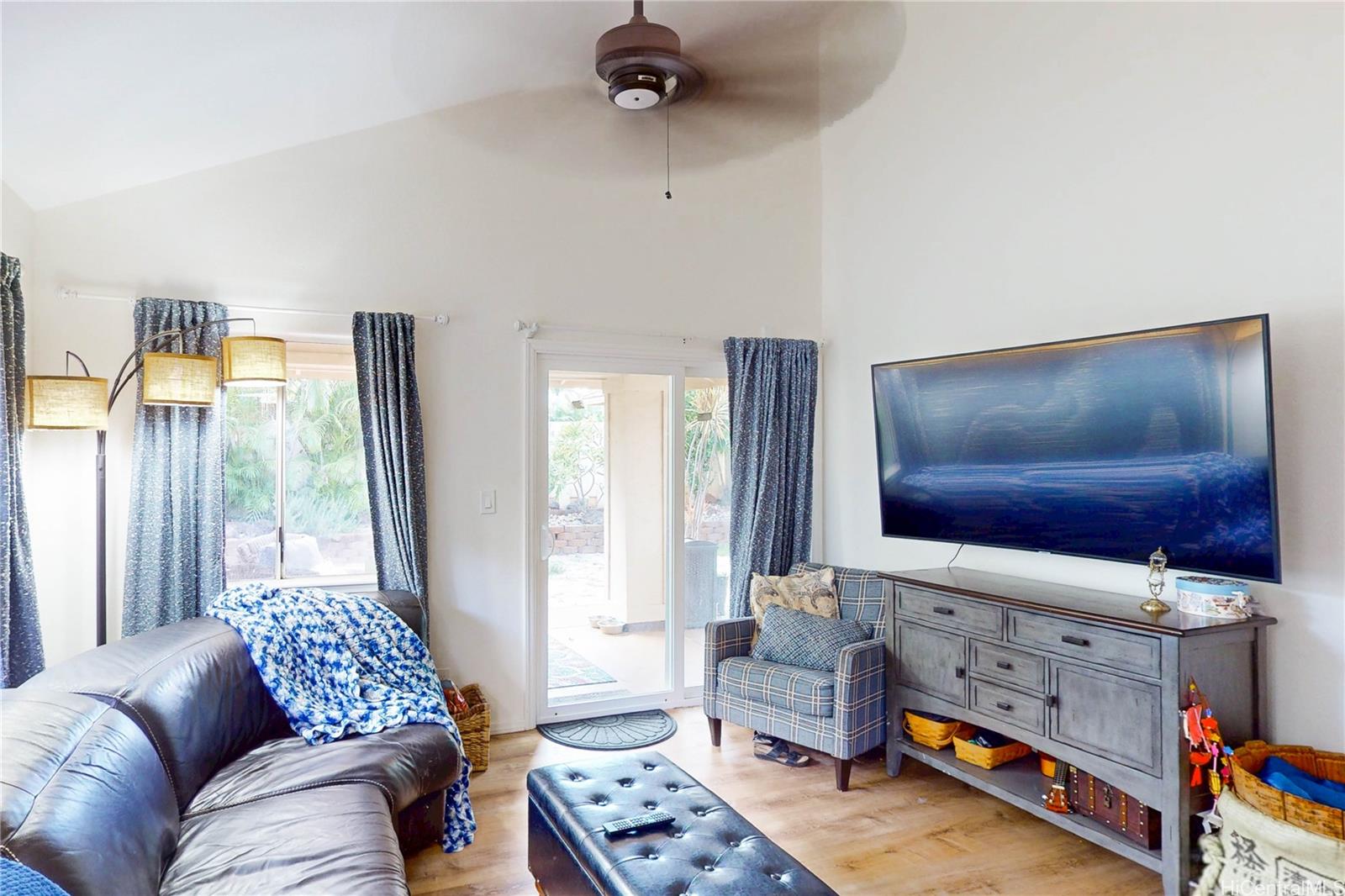 91-1022  Hokuwekiu Street Kapolei-aeloa, Ewaplain home - photo 4 of 25