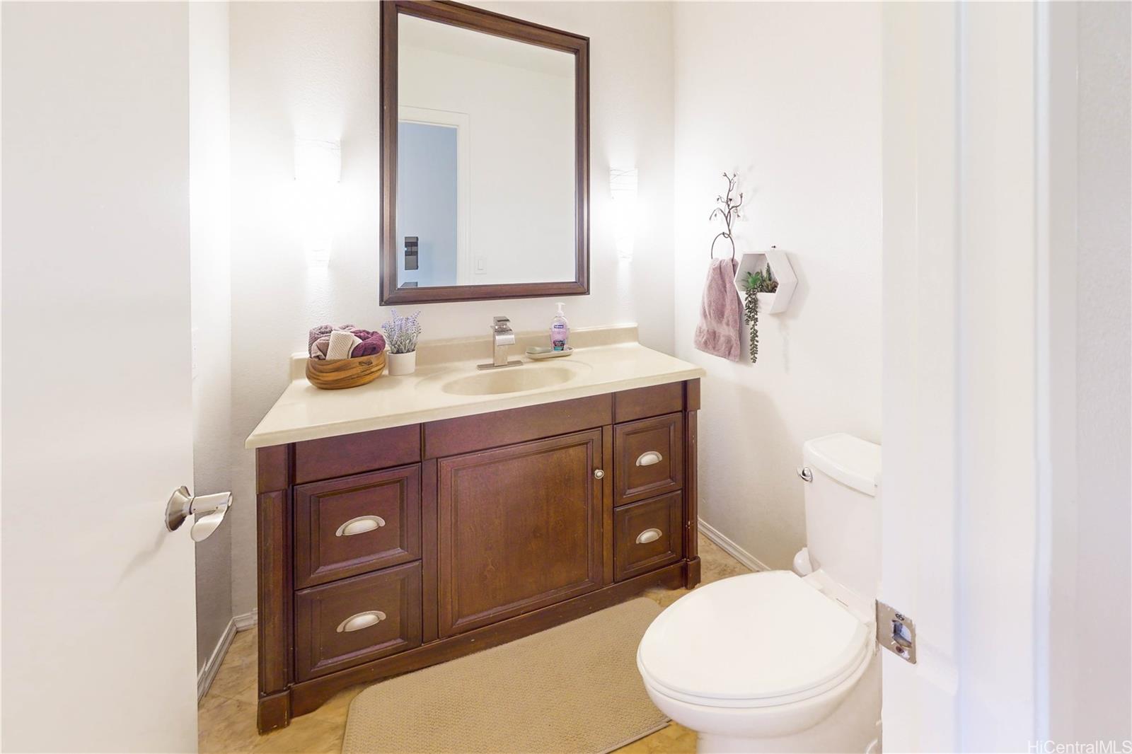 91-1022  Hokuwekiu Street Kapolei-aeloa, Ewaplain home - photo 8 of 25