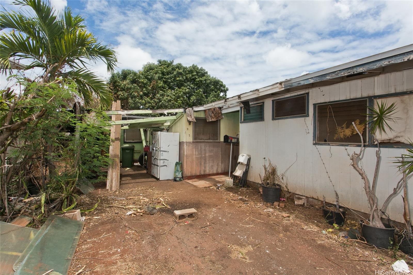 91-1025  Ikulani Street Leeward Estates, Ewaplain home - photo 2 of 12