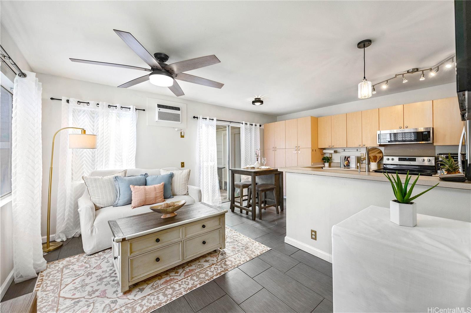 Ewa by Gentry townhouse # 10A, Ewa Beach, Hawaii - photo 2 of 16