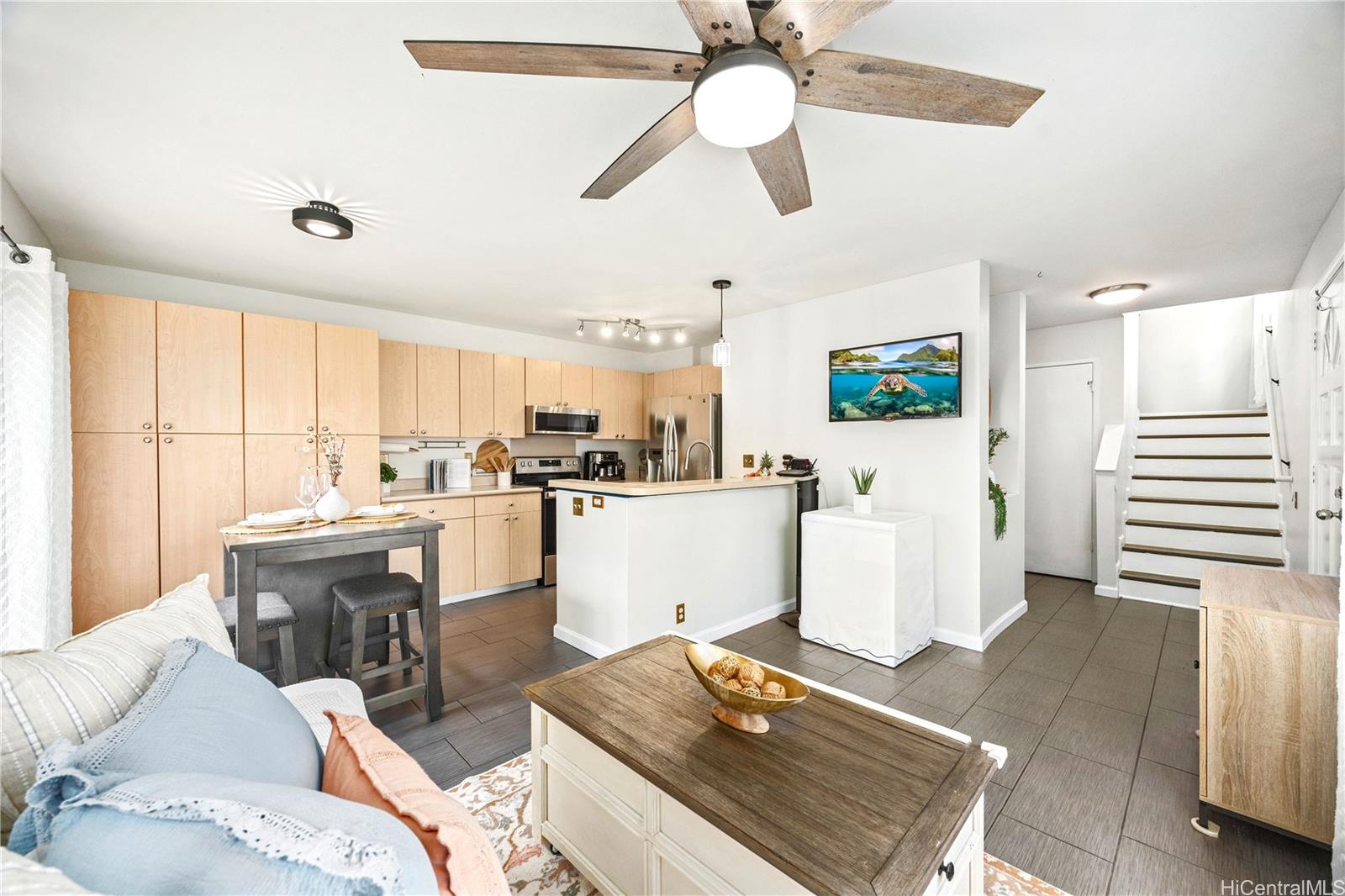 Ewa by Gentry townhouse # 10A, Ewa Beach, Hawaii - photo 4 of 16