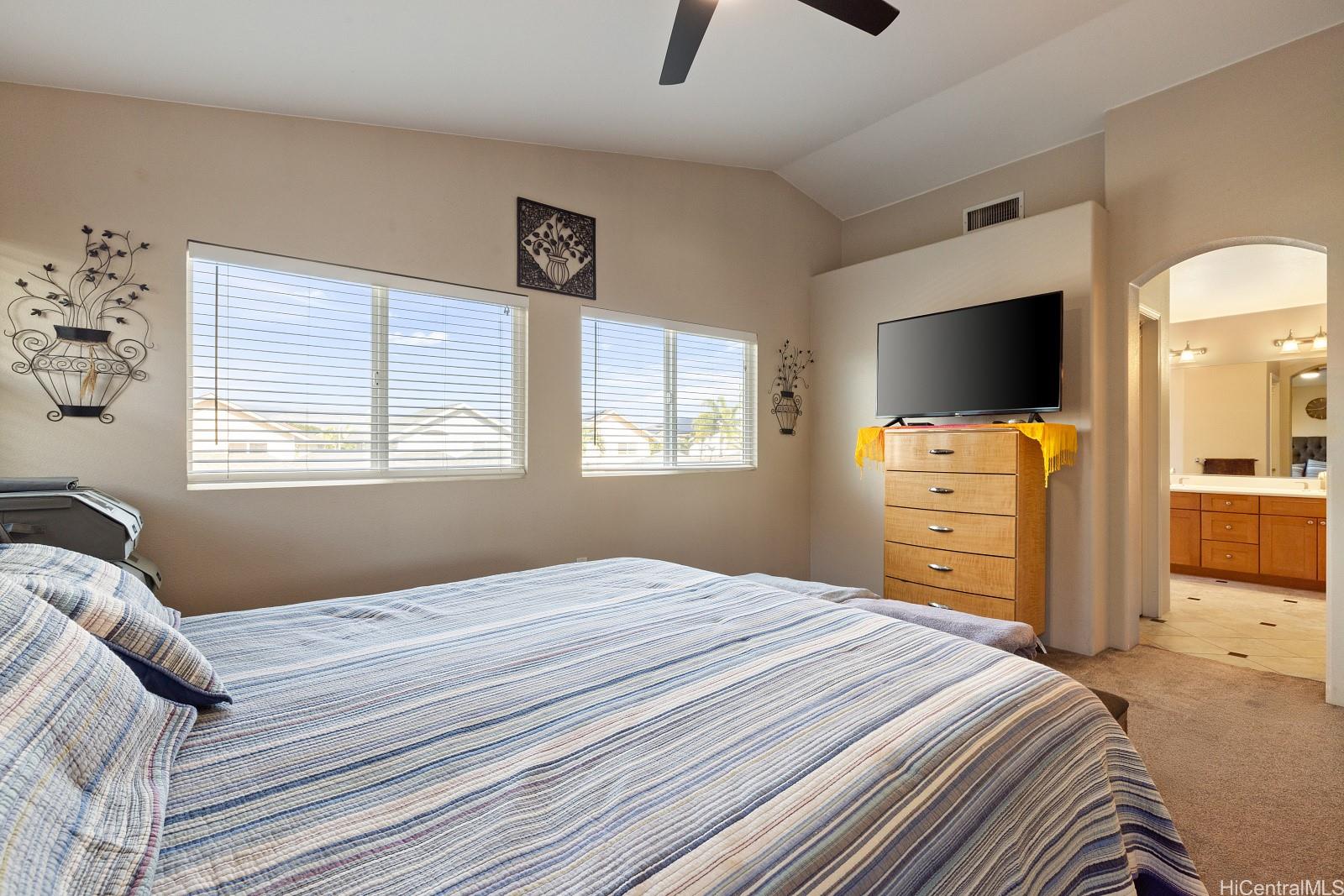 91-1028  Kai Uhu Street Ocean Pointe, Ewaplain home - photo 18 of 25